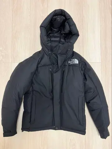 THE NORTH FACE 블랙 다운 자켓