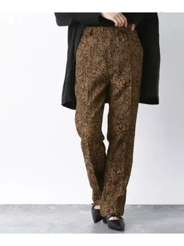JEANASIS 브라운 꽃무늬 스트레이트 팬츠