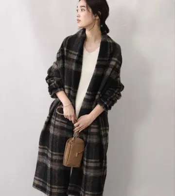 그레디 에어리 체크 롱 가운 코트 Gready Brilliant