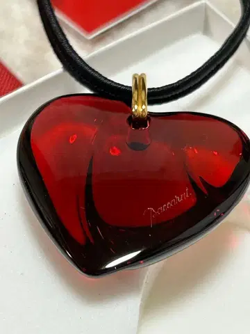 Baccarat 빨간색 크리스탈 하트 목걸이