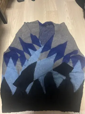 다이아몬드 패턴 가디건