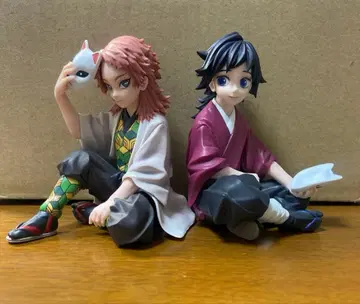 귀멸의 칼날 부서지지 않는 인연 토미오카 기유 사비토 피규어