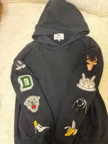 HBNS 자수 디자인 헤비 웨이트 블랙 후드티