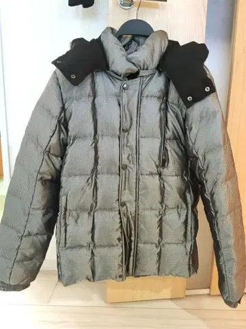 그레이 다운 자켓 후드 부착 L 사이즈