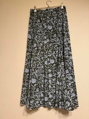SNIDEL 고급스러운 꽃무늬 롱 스커트 새상품급