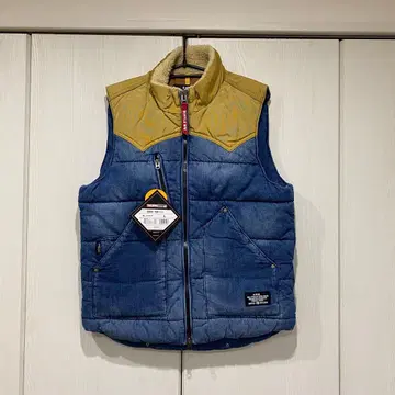 미사용 새상품 BURTLE 5004 인디고 방한 베스트 L