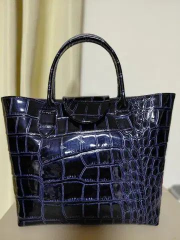 VIA DOAN 네이비 크로커다일풍 토트백