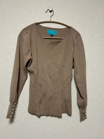 HEART CLOSET 소매 펄 버튼 니트 L