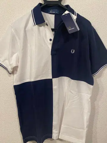 [ 미사용 새상품 ] 브레드 리 피케 셔츠 화이트/네이비