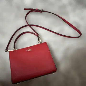 새상품급 kate spade 빨간색 숄더 핸드백 미니 크리스마스