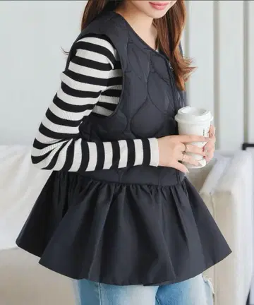 [ 새상품급 ] 페플럼 퀼팅 베스트