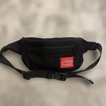 Manhattan Portage 바디백 블랙