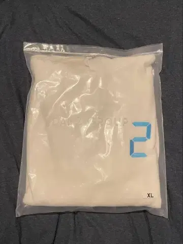 제2그룹 PEDRO 1주간 도망 생활 후드티 XL