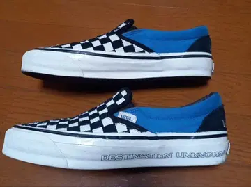 VANS x Liberaiders 슬립온
