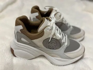 마이클코어스 미사용 새상품 스니커즈