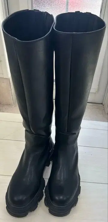 지나시스 통굽 롱 부츠 (24.0~24.5) L 사이즈 블랙