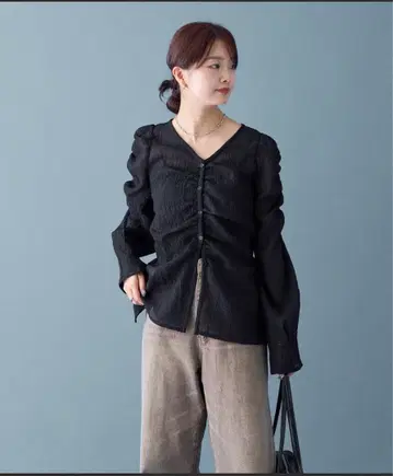 kastane V 셔링 블라우스