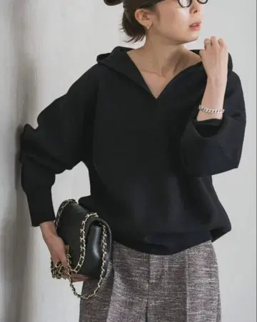 노블 접결 턱 편직 후드 풀오버