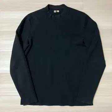 유니클로 밀라노 리브 모크넥 스웨터