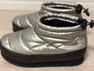 실버 다운 부츠풍