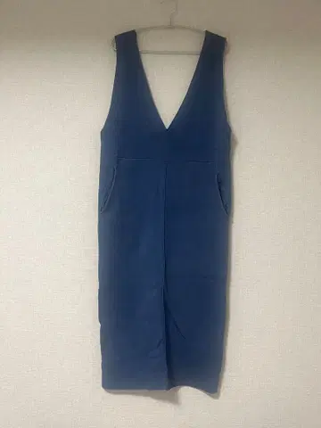 SLOBE IENA 네이비 살로펫 V넥