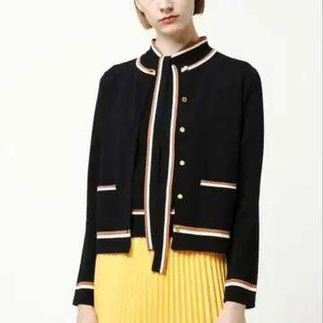 LOULOU WILLOUGHBY 트리코 컬러 가디건과 풀오버