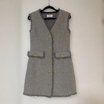 SNIDEL 트위드 소재 베스트 그레이