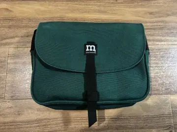 마리메꼬 MAGNEETTILAUKKU 숄더백 그린