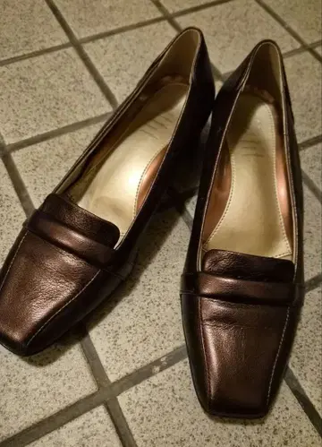 fitfit 스퀘어토 힐 스니커즈 로우 모카신 24.5cm