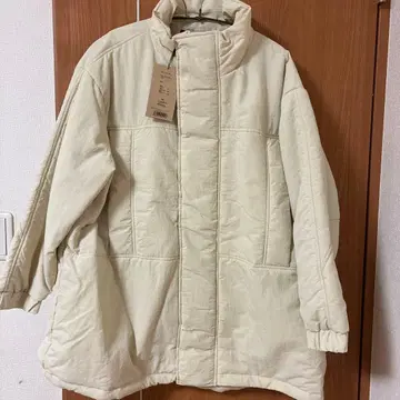 OMNES 발수 가공 나일론 몬스터 오버 자켓 아이보리