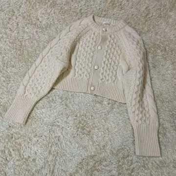 투모로우랜드 MACPHEE 앤디안 케이블 숏 가디건