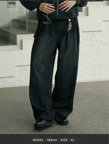 다크 데님 와이드 팬츠 XL