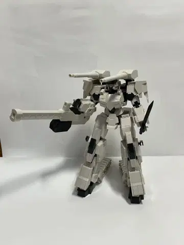 코토부키야 프레임 암즈 삼식 일형 뇌개 1/100