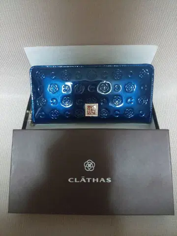 한정판 별주 새상품 CLATHAS 클레이사스 베티 장지갑 네이비