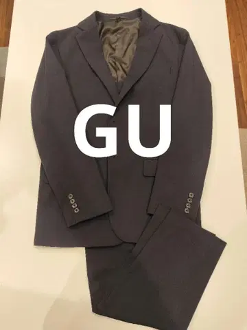 GU 셋업 L 사이즈 네이비 색 비즈니스 정장 자켓과 팬츠 세트