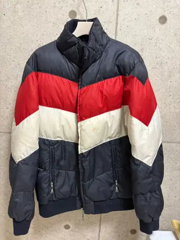 남성용 다운 자켓 네이비 레드 화이트