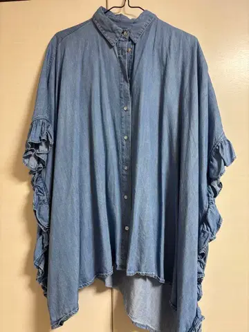 새상품급 자라 ZARA 데님 프릴 판초풍 셔츠 넉넉한