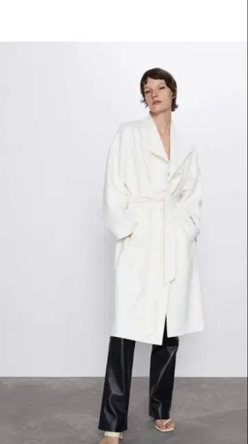 택 포함 새상품 ZARA 울 코트 handmade