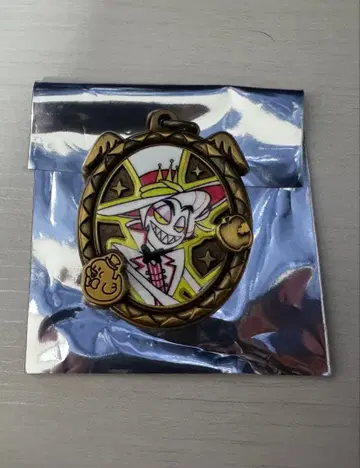 익명 배송 해즈빈 호텔 루시퍼 메탈 참 파르코