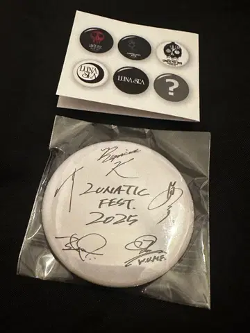 시크릿 LUNASEA 캔뱃지 가챠