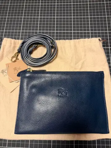 새상품 IL BISONTE 일비종떼 스냅식 숄더