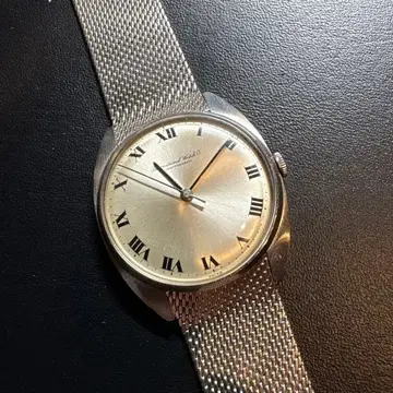 Iwc 로만 다이얼 수동 와인딩 상태 좋음