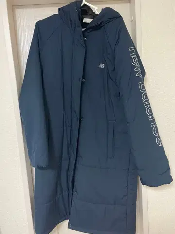 뉴발란스 후드 부착 벤치 코트 네이비