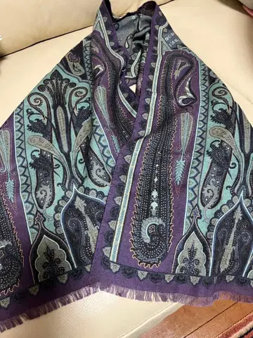 새상품급 ETRO 페이즐리 무늬 울 실크 스톨 보라색과 파랑 퍼플 계열