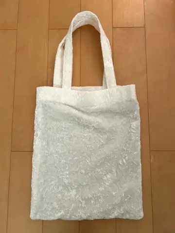 벨벳 화이트 토트백