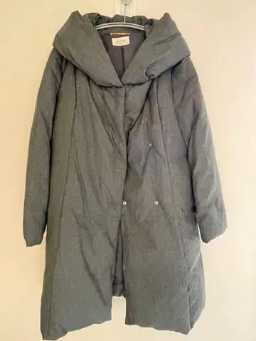 다운풍 디자인 롱 코트 그레이 S 사이즈