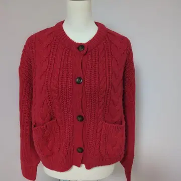 GU 빨간색 케이블 니트 가디건