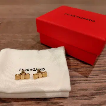 FERRAGAMO 바라 귀걸이 골드