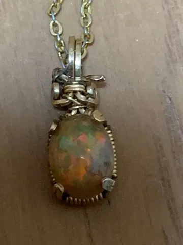 오팔 펜던트 목걸이 탑