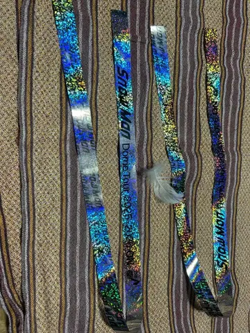 SnowMan 은색 테이프 은테 돔 투어 깃털 포함